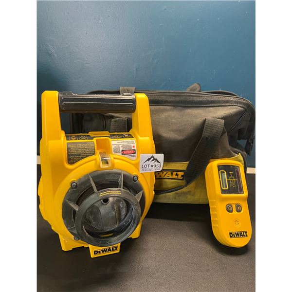 Lot of 1 Dewalt Tool Bag w/ 2 Assorted Tools - Used