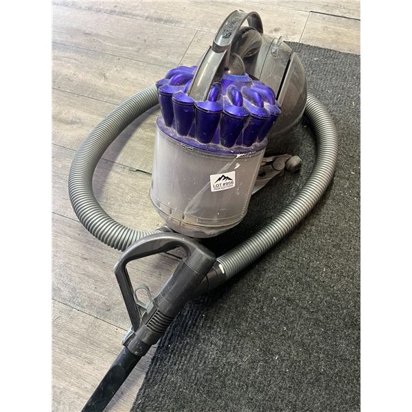 Lot of 1 Dyson Floor Vacuum - Used