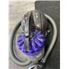 Image 2 : Lot of 1 Dyson Floor Vacuum - Used