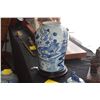Image 3 : BLUE & WHITE PORCELAIN TEMPLE JAR (22")