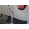 Image 3 : ETCHED GLASS BOWL, PLATE & VASE (3 PCS)