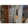 Image 2 : MIXED LOT: SHELLS & ETCHED FLORAL BUD VASES (7 PCS)