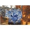 Image 3 : CHINESE BLUE & WHITE LARGE TEAPOT W/DRAGON MOTIF