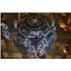 Image 4 : CHINESE BLUE & WHITE LARGE TEAPOT W/DRAGON MOTIF