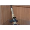 Image 2 : DECORATIVE OPIUM PIPE ON STAND