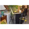 Image 3 : LUCITE PODIUM (47")