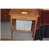 Image 1 : VINTAGE SIDE TABLE W/1 DRAWER