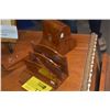 Image 2 : HAWAIIAN KOA DESK TOP ACCESSORIES W/COAT OF ARMS (9 PCS)