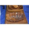 Image 3 : COLLECTION OF WOODEN BOWLS, TRAY, PLAQUE & COVER (6 PCS)