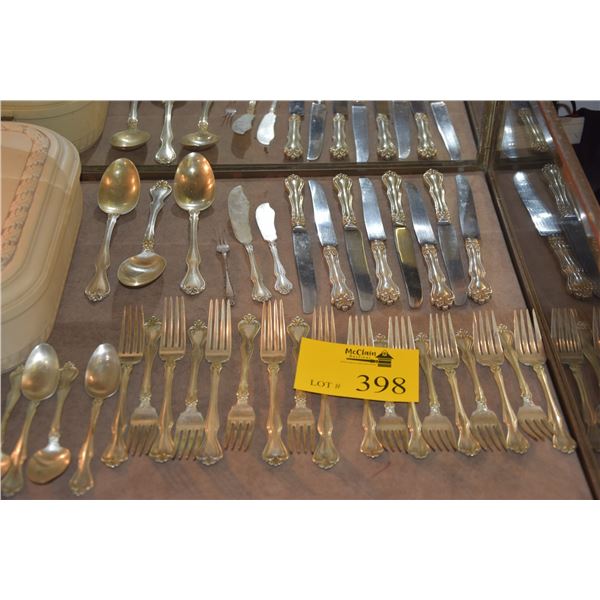 WESTMORELAND STERLING FLATWARE (1,299.7 G) (45 PCS)