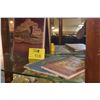 Image 1 : BOOKS ON HAWAII (3 PCS)