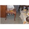 Image 2 : CARVED ROSEWOOD SIDE TABLE W/DRAGON MOTIF