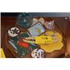 Image 1 : MIXED LOT: TRIVETS, CORAL SHELLS, WALLET, GLASS FLOAT, WOOD TRAY & SHELL NECKLACE