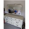 Image 1 : Chest Of Drawers With Mirror