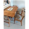 Image 1 : Teak Wood Kitchen Table With Four Chairs (Grape Pattern)