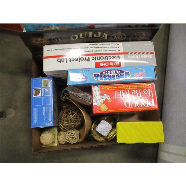 BOX C/W GAMES, PUZZLES, ETC