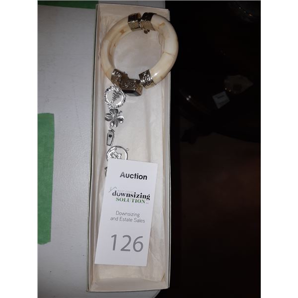 Silver Charm & Costume Jewelry Cat A