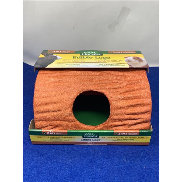 Wild Harvest Edible Logz Hideaway for Small Animals (240g)