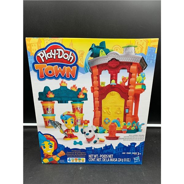 Play-Doh Town Set