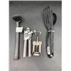Image 1 : Lot of Kitchen Utensils
