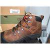 Image 3 : Keen Pyrenees Women's Hiking Boots  Size 7 Syrup