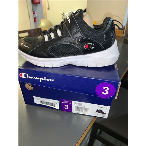 Champion Pacer EC Kids Size 3 Black