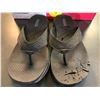 Image 2 : Sketchers Size 6 Black Flip Flops