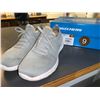 Image 3 : Sketchers Women's Grey Size 9 Shoes
