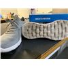 Image 4 : Sketchers Women's Grey Size 9 Shoes