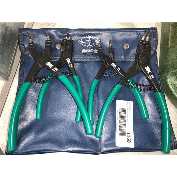 Set of snap ring tools