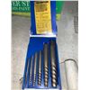 Image 5 : Dormer Screw Extractors #1-6 Set B & Cleveland Twist Drill Set