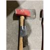 Image 2 : lot of 2 axes one is a regular axe the other is a wood splitting axe that comes with a splitting wed
