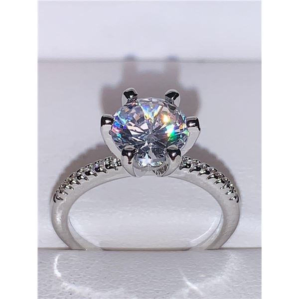 Ladies 1.0 Carat Brilliant Cut Solitaire Claw Set Engagement Ring size 7