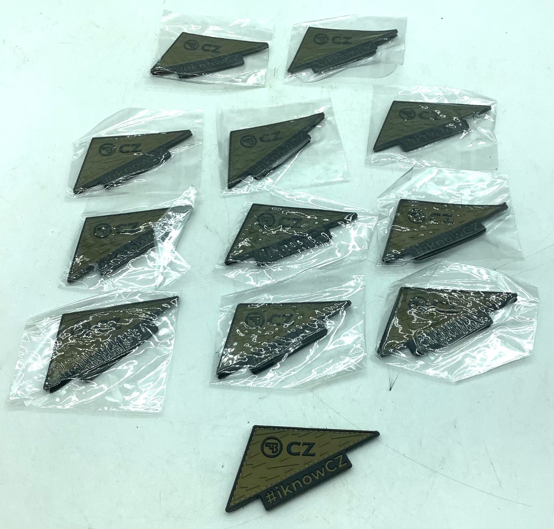 CZ 3D Velcro Triangle Patch X 12, New