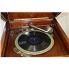 Image 3 : Antique 1/4 cut oak Columbia grafonola with automatic album selector and some accessories. Turn tabl