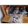 Image 1 : Tray lot of zippers and sewing ribbon etc.