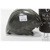 Image 2 : Inuit carved green soapstone bird with original Eskimo Art label and signed by artist 3 3/4" in heig
