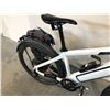 Image 3 : STRORMER WHITE EBIKE WITH CHARGER AND BATTERY