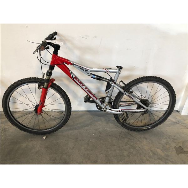 GARY FISHER RED/GREY 30 SPEED FRONT SUSPENSION MOUNTAIN BIKE - NO SEAT