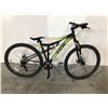 Image 2 : CCM BLACK/GREEN 18 SPEED FRONT SUSPENSION  MOUNTAIN BIKE