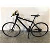 Image 1 : CANNONDALE BLACK 27 SPEED ROAD BIKE