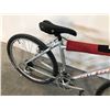 Image 3 : ROCKY MOUNTAIN GREY 21 SPEED MOUNTAIN BIKE