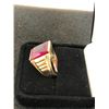 Image 2 : 14K MENS RING WITH RED STONE 9.7G