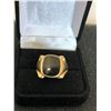Image 1 : 14K MENS RING WITH ONYX 9.1G