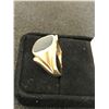 Image 2 : 14K MENS RING WITH ONYX 9.1G