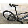 Image 3 : KONA FIRE MOUNTAIN BLACK/GREY 9 SPEED FRONT SUSPENSION  MOUNTAIN BIKE