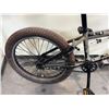 Image 3 : LEGION BMX GREY SINGLE SPEED STUNT BIKE