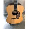 Image 2 : JEAN LARRIVEE D-40 6 STRING ACOUSTIC GUITAR WITH CARRY CASE