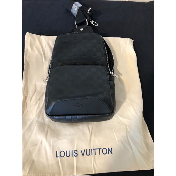 BLACK LEATHER LOUIS VUITTON CROSS BODY BAG SN: W1688 WITH DUST BAG