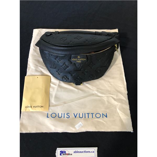 BLACK LEATHER LOUIS VUITTON FANNY PACK WITH DUST BAG